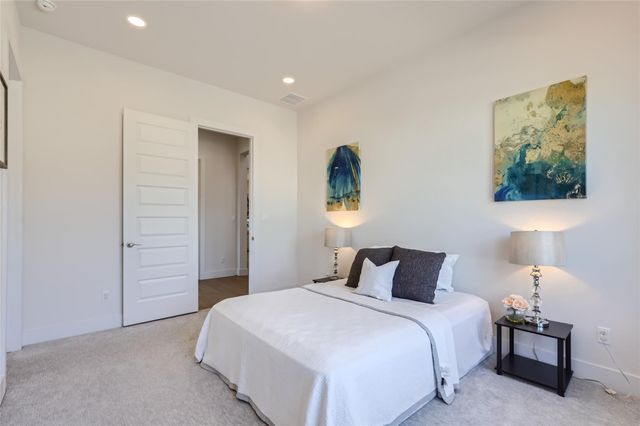 704 PALAMOS DR, Leander, TX 78641