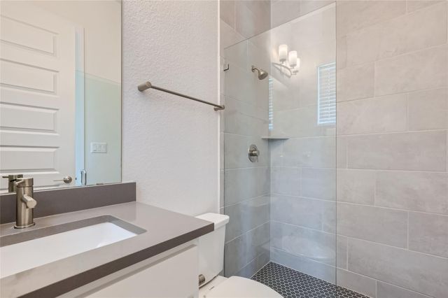 704 PALAMOS DR, Leander, TX 78641