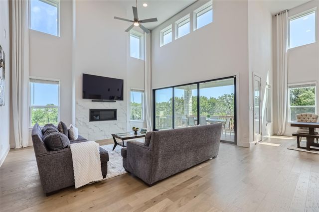 704 PALAMOS DR, Leander, TX 78641