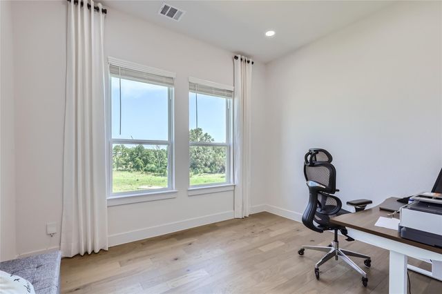 704 PALAMOS DR, Leander, TX 78641