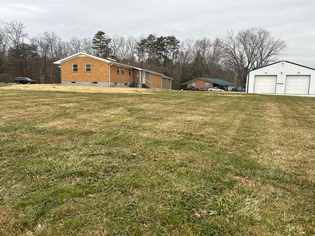 166 Hatton Creek Road, Stanton, KY 40380