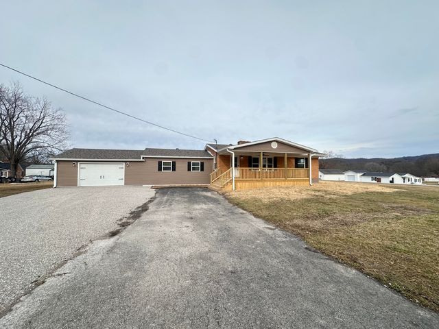 166 Hatton Creek Road, Stanton, KY 40380