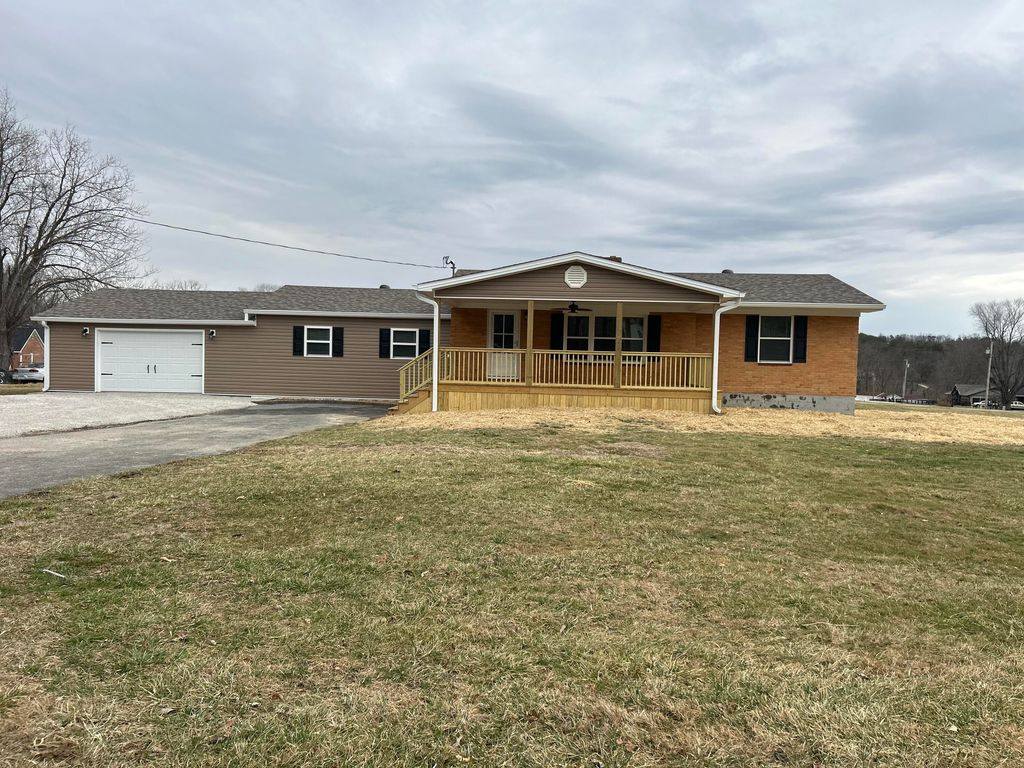 166 Hatton Creek Road, Stanton, KY 40380