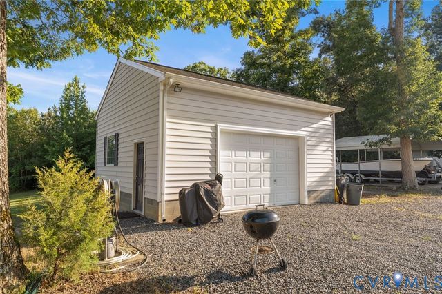 3761 Haupts Ln, Richmond, VA 23231