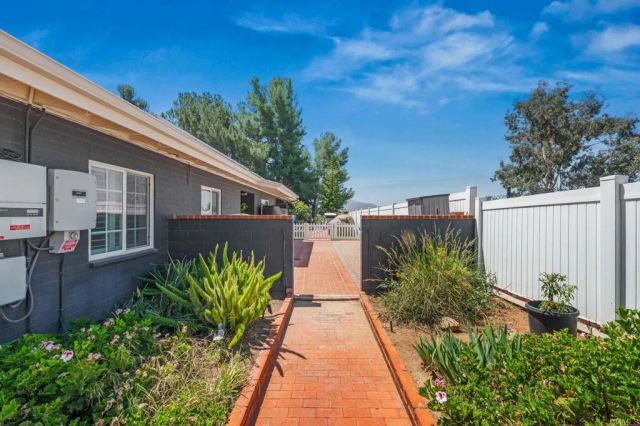 1308 Sundale Road, El Cajon, CA 92019