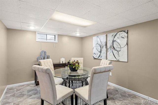 490 Jana Drive, Florissant, MO 63031