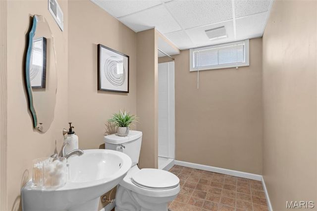 490 Jana Drive, Florissant, MO 63031