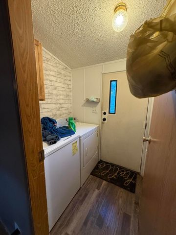 51 Cherokee Mountain, Flat Lick, KY 40935