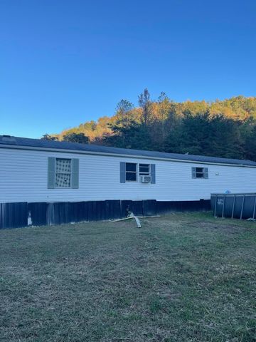 51 Cherokee Mountain, Flat Lick, KY 40935