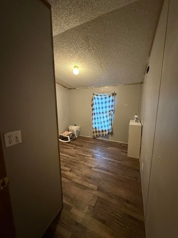 51 Cherokee Mountain, Flat Lick, KY 40935