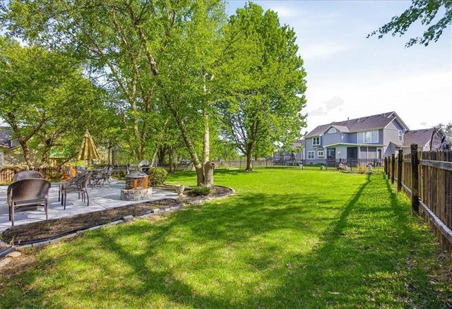 5117 W 162nd Street, Stilwell, KS 66085