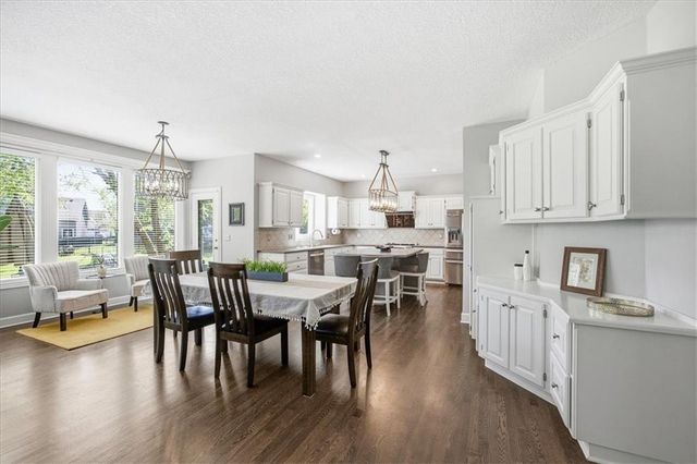 5117 W 162nd Street, Stilwell, KS 66085