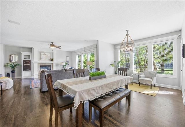 5117 W 162nd Street, Stilwell, KS 66085