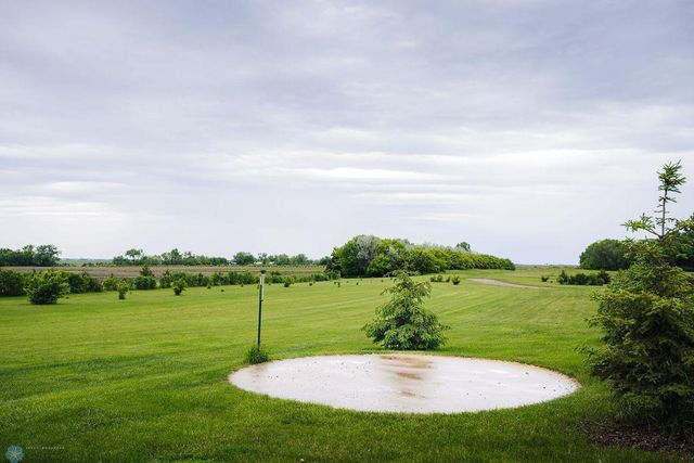 3853 91st Avenue SE, Jamestown, ND 58401