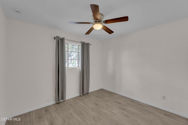 7864 LA GRANGE Court, El Paso, TX 79915