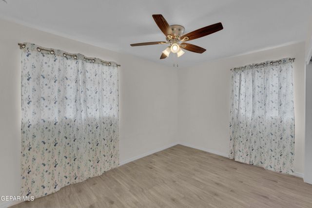 7864 LA GRANGE Court, El Paso, TX 79915