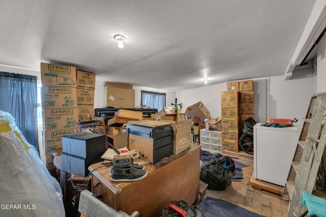 7864 LA GRANGE Court, El Paso, TX 79915
