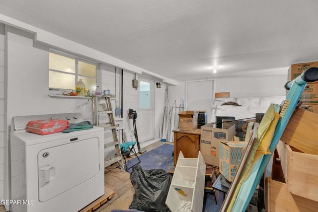 7864 LA GRANGE Court, El Paso, TX 79915