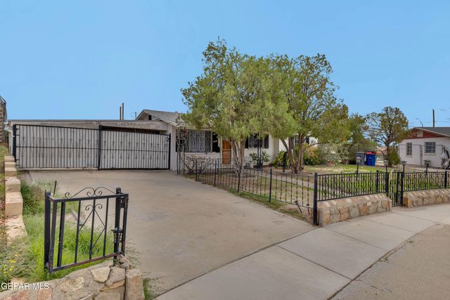7864 LA GRANGE Court, El Paso, TX 79915