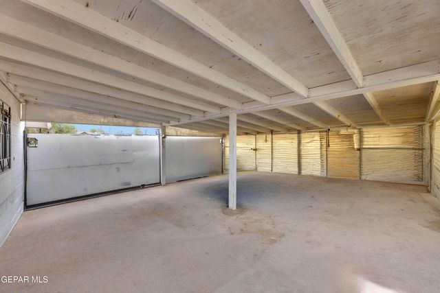 7864 LA GRANGE Court, El Paso, TX 79915