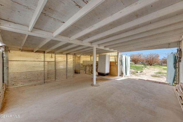 7864 LA GRANGE Court, El Paso, TX 79915
