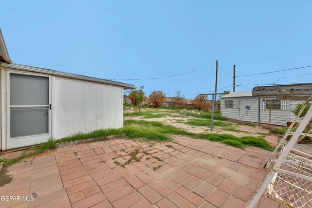 7864 LA GRANGE Court, El Paso, TX 79915