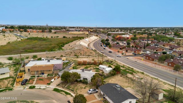 7864 LA GRANGE Court, El Paso, TX 79915