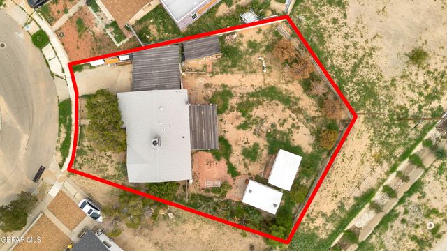 7864 LA GRANGE Court, El Paso, TX 79915
