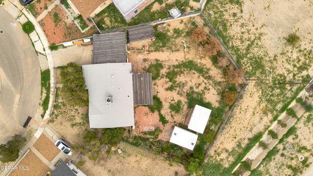 7864 LA GRANGE Court, El Paso, TX 79915