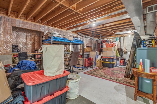 5473 E Brenner Pass, Fridley, MN 55432
