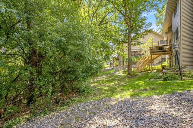 5473 E Brenner Pass, Fridley, MN 55432