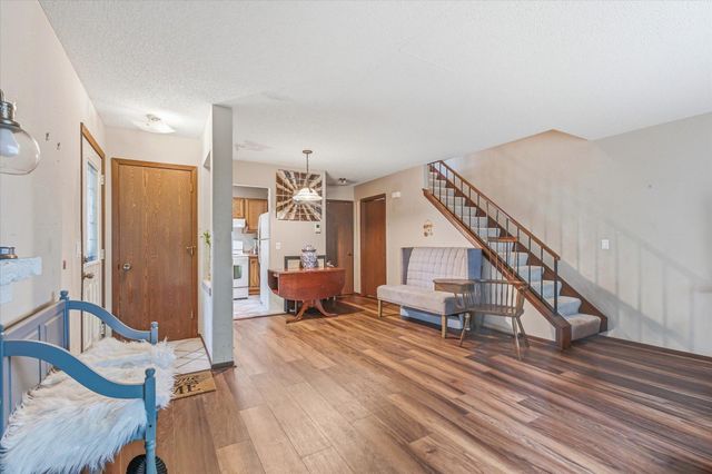 5473 E Brenner Pass, Fridley, MN 55432