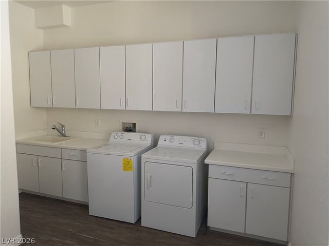 8754 Mayport Drive, Las Vegas, NV 89131