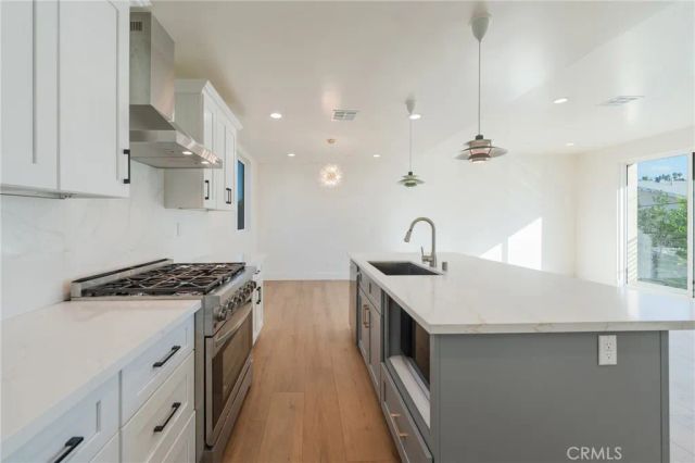 714 N Chestnut Avenue, Los Angeles, CA 90042