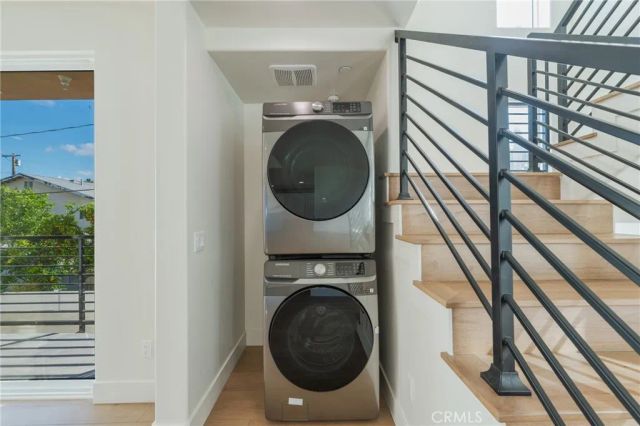 714 N Chestnut Avenue, Los Angeles, CA 90042