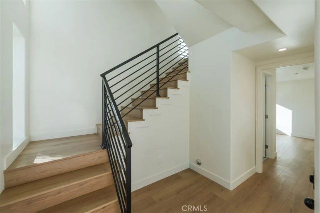 714 N Chestnut Avenue, Los Angeles, CA 90042