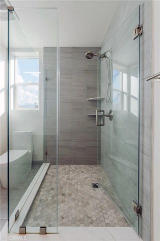 714 N Chestnut Avenue, Los Angeles, CA 90042