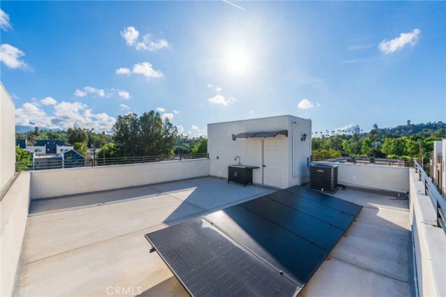 714 N Chestnut Avenue, Los Angeles, CA 90042