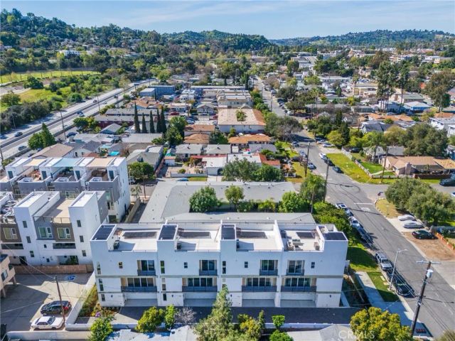 714 N Chestnut Avenue, Los Angeles, CA 90042