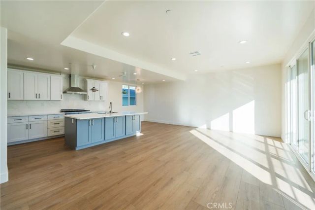 714 N Chestnut Avenue, Los Angeles, CA 90042