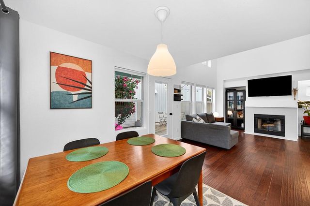 1109 Sandy Creek Dr, Folsom, CA 95630