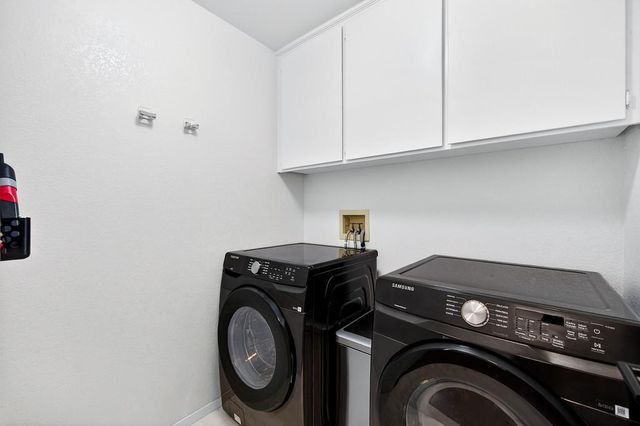 1109 Sandy Creek Dr, Folsom, CA 95630