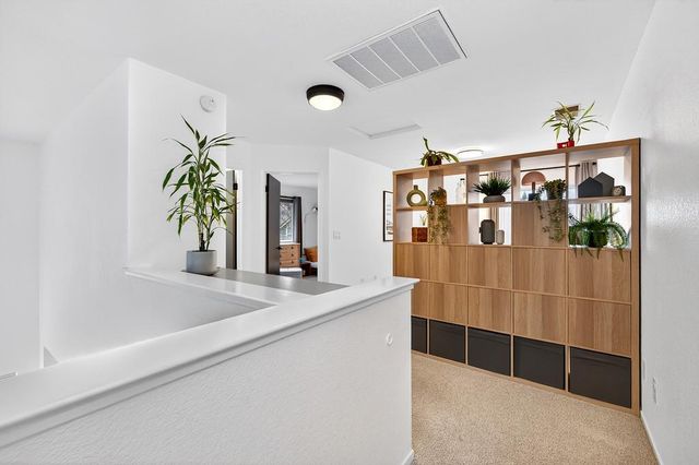 1109 Sandy Creek Dr, Folsom, CA 95630