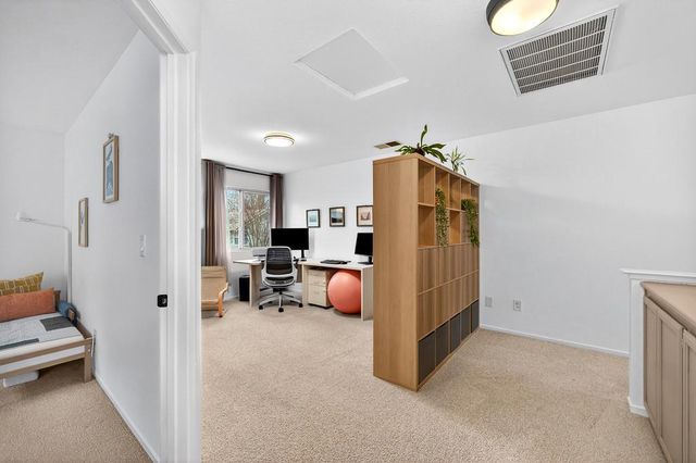 1109 Sandy Creek Dr, Folsom, CA 95630