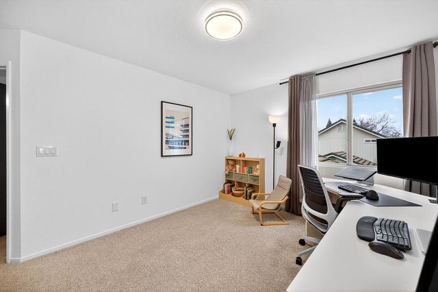 1109 Sandy Creek Dr, Folsom, CA 95630