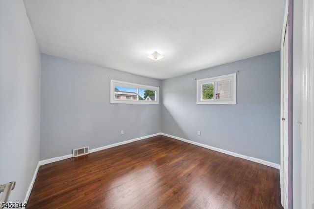 23 W Henry Pl, Woodbridge Twp., NJ 08830