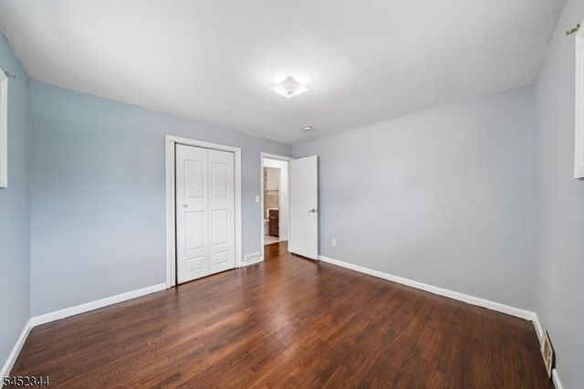 23 W Henry Pl, Woodbridge Twp., NJ 08830