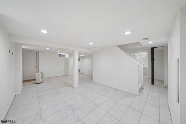 23 W Henry Pl, Woodbridge Twp., NJ 08830