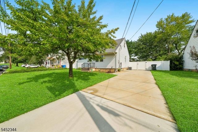 23 W Henry Pl, Woodbridge Twp., NJ 08830