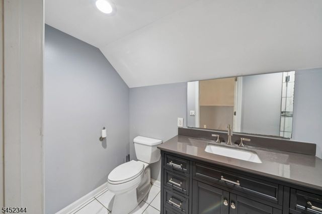 23 W Henry Pl, Woodbridge Twp., NJ 08830